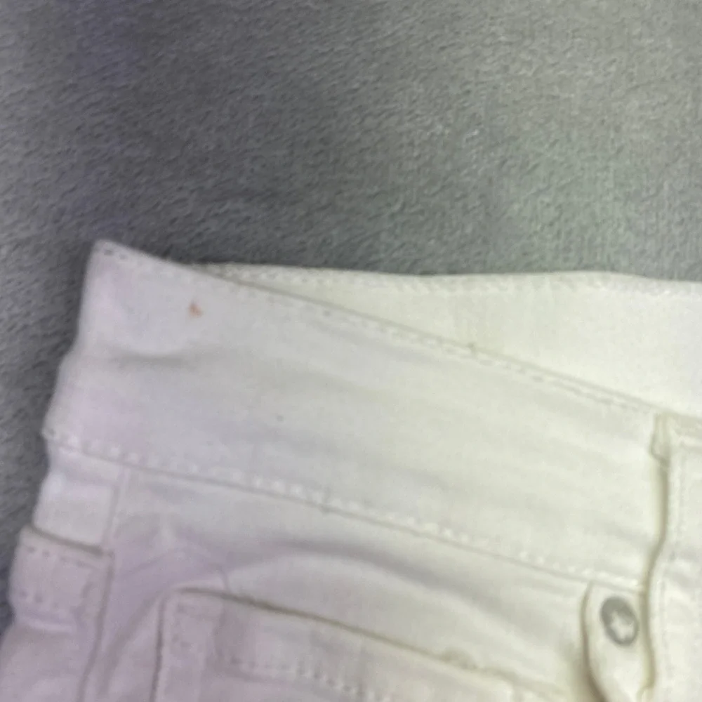 Free People White Distressed Skinny Jeans High Rise Blown Out Knee‎ Sz 26 NWT
